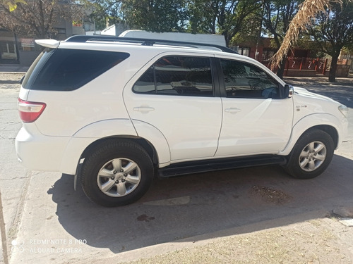 Imagen 3 de 15 de Toyota Sw4 2010 3.0 I Srv At C/cuero 4x4 (2009)