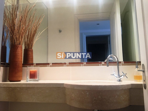 Imagen 10 de 27 de Penthouse En Playa Brava Frente Al Mar En Alquiler