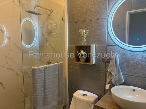 Apartamento En Venta Prados Del Este 25-21644. Jt