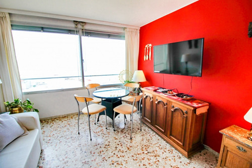 Venta Apartamento Con Vista Al Mar En Península, Punta Del Este- Ref: 63863