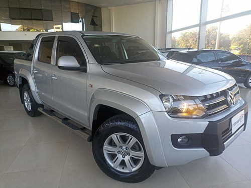 Imagem 3 de 15 de Volkswagen Amarok Trendline Cd 2.0 Tdi 4x4 Dies Aut 2015
