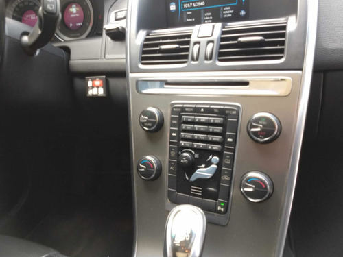 Imagen 6 de 12 de Volvo Xc60 Kinecct