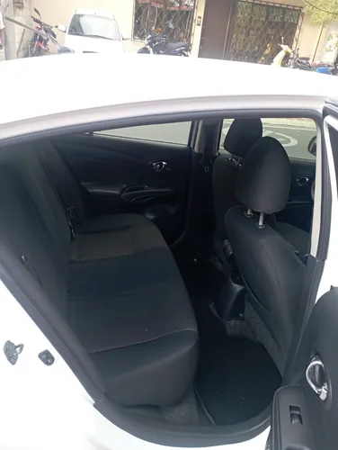 Nissan Versa 1.6 Advance