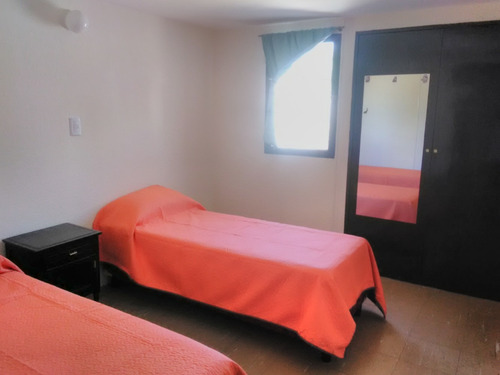 Imagen 10 de 16 de Casa Dos Dormitorios Puerto Madryn (alquiler Por Dia)