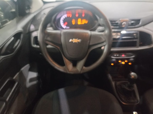 Imagem 8 de 10 de Onix Joy 2018 - Baixo Km