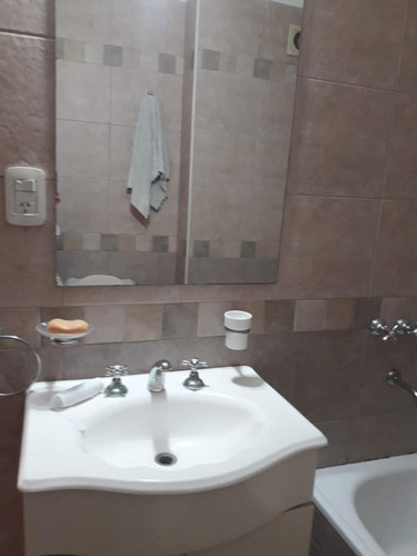 Imagen 5 de 8 de Departamento Monoambiente - Frente - Castelar Centro