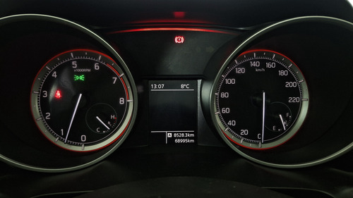 Suzuki Swift 1.2 GLX BTONE