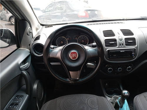 Imagem 6 de 13 de Fiat Grand Siena 1.0 Evo Flex Attractive Manual