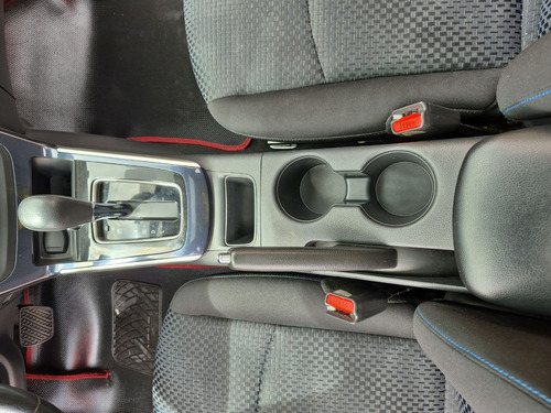 Nissan Sentra 1.8 B17 Fl Sr