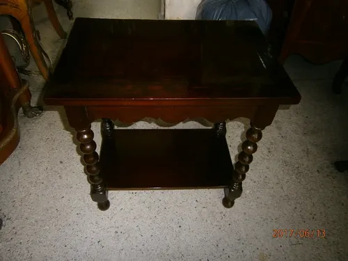 Mesa Auxiliar Cedro Torneada 2 Puestos (Usado)