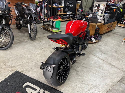 Imagen 6 de 10 de Ducati Diavel 1260s 2021