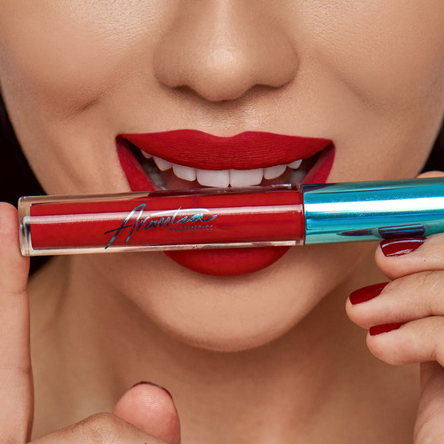 Labial Matte Heart Attack Larga Duración Arantza