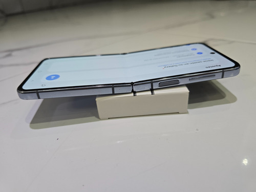 Galaxy Zflip 4 Snapdragon Libre (Usado)
