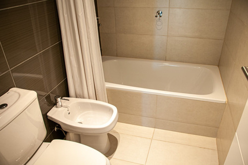 Imagen 17 de 30 de Venta , Wind Tower, 2 Dor. (ref: Lij-1412)