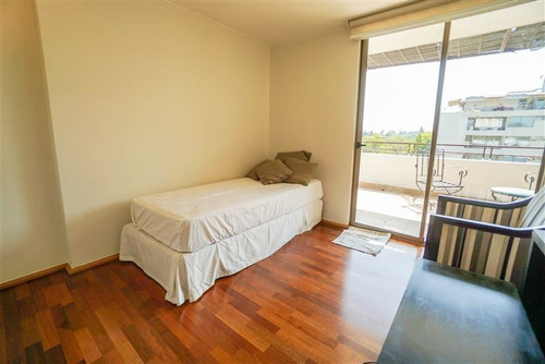 Departamento En Arriendo De 3 Dorm. En Vitacura