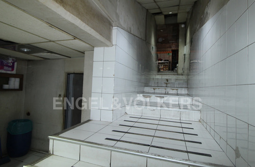 Local Comercial, Sector Brasil