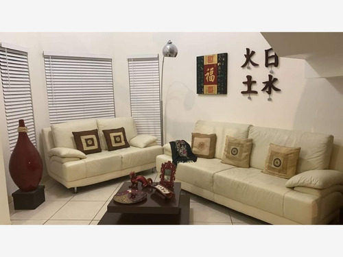 Imagen 2 de 12 de Casa Sola En Renta Bosques Del Sol