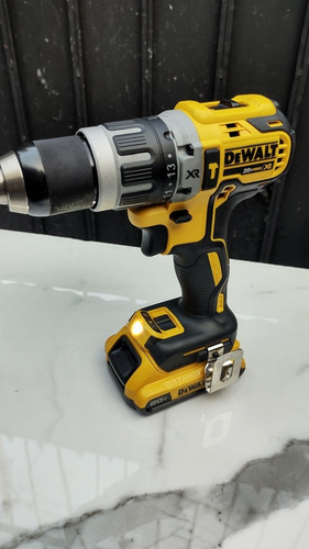 Taladro Rotomartillo Dewalt Dcd796 20v + Accesorio (Usado)
