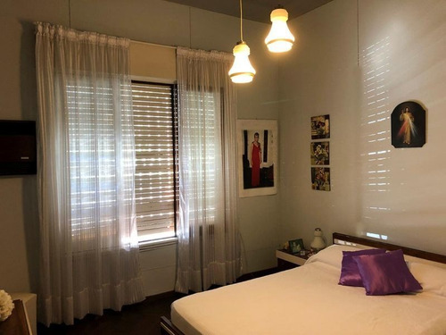 Casa En Venta En Villa Ballester