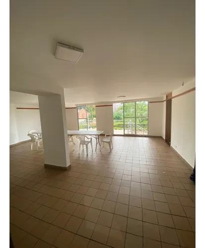 Arriendo Amplio Apartamento En Altos Del Poblado
