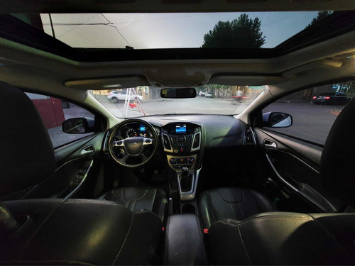 Imagen 6 de 13 de Ford Focus Se Plus