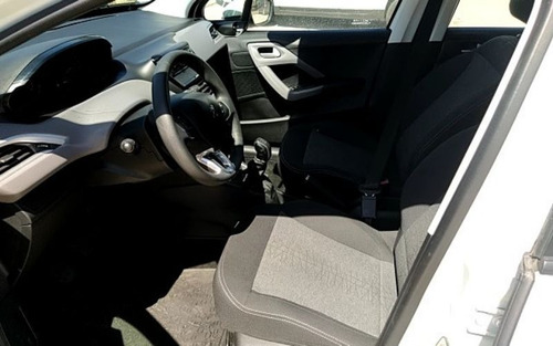 Peugeot 208 5 Puertas Active 1.6 2018 Usado Contado Financia