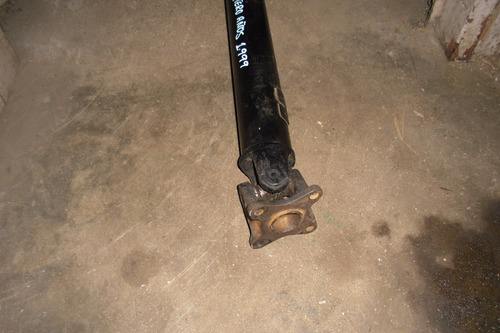 Imagen 2 de 3 de Vendo Eje De Mando (cardan) De Mitsubishi Montero, Año 1999