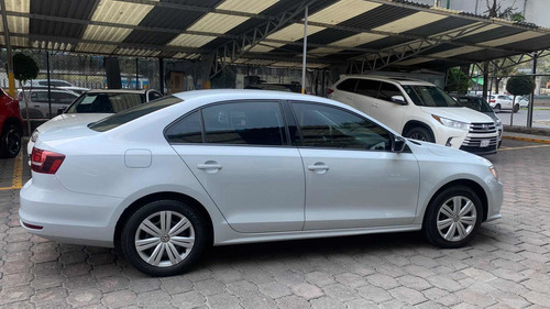 Imagen 5 de 11 de Volkswagen Jetta 2018 2.0 Tiptronic At