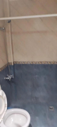 Casa En Ph En Venta - 2 Dormitorios 2 Baños - 60mts2 - Castelar