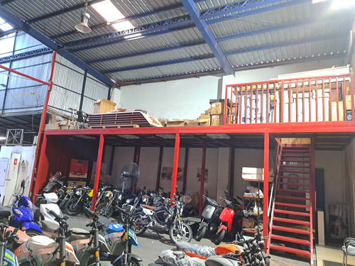 Gran Bodega Comercial Rebajada Alberto Llona