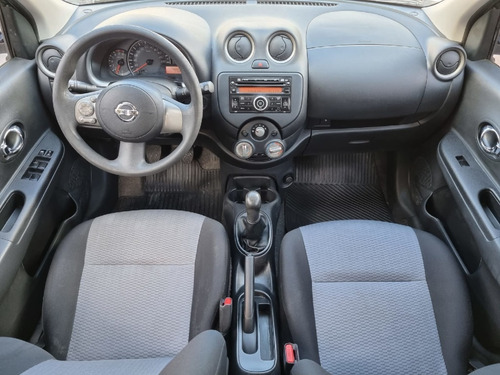 Imagem 5 de 11 de Nissan March 1.0 S 16v Flex 4p Manual