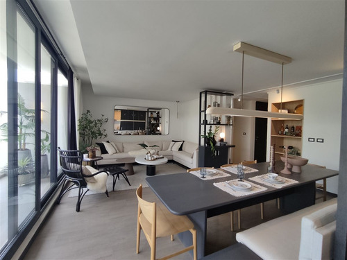 Towhouse Con Patio Y Azotea En Venta 3 Dorm. En Las Condes
