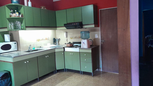 Venta De Ph Con Local Comercial / Vivienda Familiar