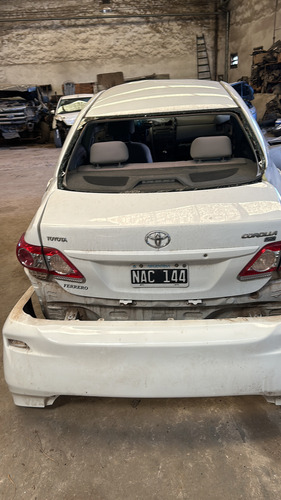 Toyota Corolla Xli 1,8i N 4p Volcado No Chocado Funcionando