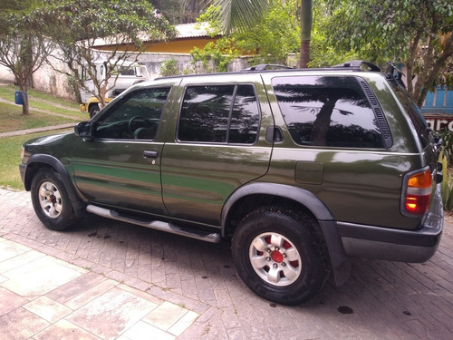 Nissan Pathfinder 3.0 Se