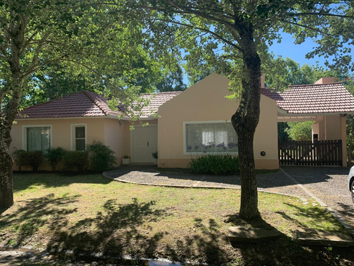 Casa En Venta En Club De Campo Haras Del Sur 1