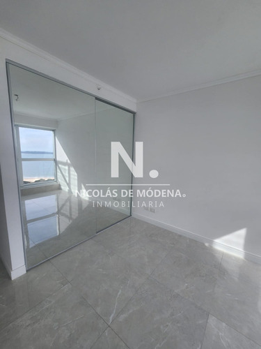 Departamento En Venta , Miami Boulevard , Playa Mansa ,primeras Paradas