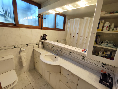 Venta De Amplia Casa En Providencia 6d5b3e