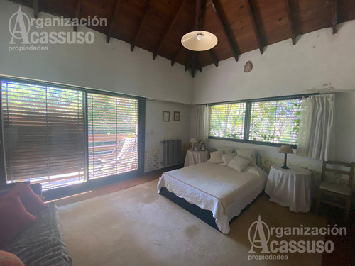 Casa / Lote Venta - Acassuso Av. Libertador Hacia Solís