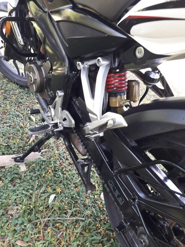 Bajaj Rouser Ns 200