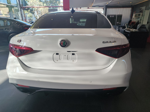 Alfa Romeo Giulia 2.0 280cv Veloce