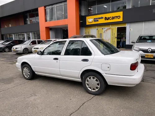 Nissan Sentra 1.6 B13
