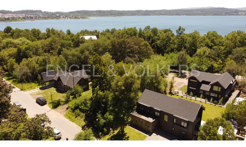 Sitio En La Nueva Puntilla De Villarrica