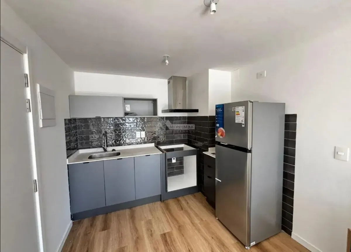 Alquiler Apartamento 1 Dormitorio Tres Cruces Acevedo Diaz Y Colonia Ed. Ventura Go C/ Terraza! · Foto 3