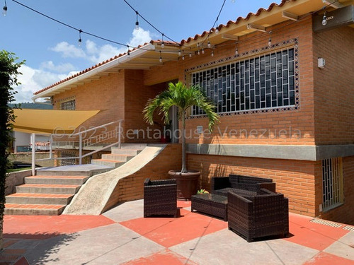 Hermosa Casa Actualizada En Venta En La Trinidad Sl