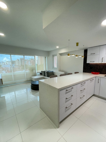 Imagen 6 de 25 de Hermoso Apartamento En Edificio A Estrenar