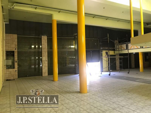 Imagen 10 de 29 de Local Comercial 1800 M² En 3 Plantas - Ideal Centro Comercial - Gonzalez Catan