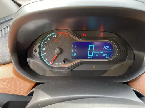 Chevrolet Onix 1.4 Active