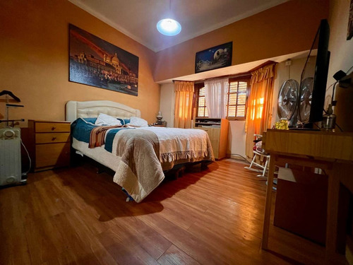 Casa 4 Ambientes En Venta En Lomas De Zamora
