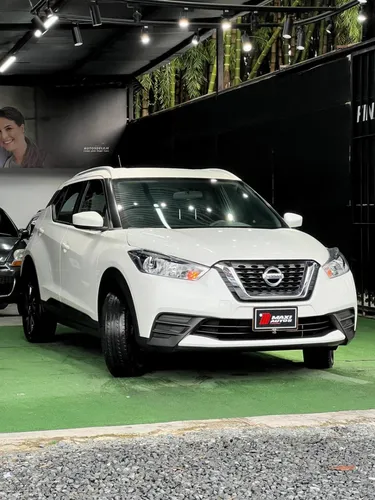 Nissan Kicks 1.6 Sense